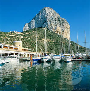 Calpe's Marina, Costa Blanca. Buying a property in Costa Blanca would normally mean a marina or two are fairly close by. To be enjoyed on or off the water